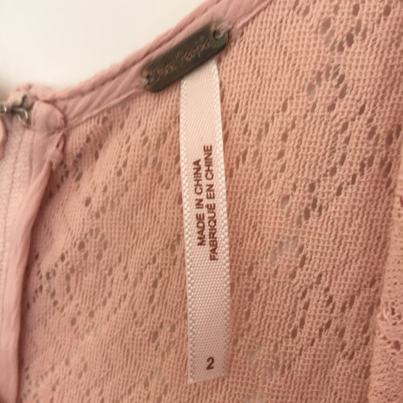 Free People Light Pink Crochet “Fitted With Daisies” Sundress, Size 2 - Picture 3 of 6